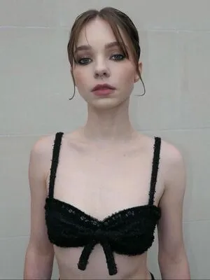 Emma Myers OnlyFans Leaked Free Thumbnail Picture - #YKVSQQRQ1p