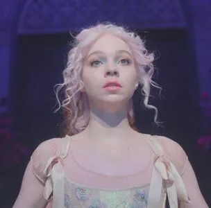 Emma Myers OnlyFans Leaked Free Thumbnail Picture - #kVR1Ya5quD