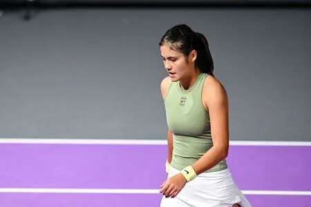 Emma Raducanu OnlyFans Leaked Free Thumbnail Picture - #2OdmcE1J75