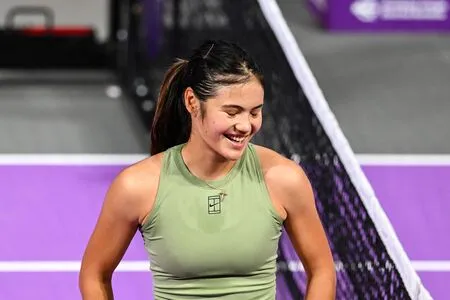 Emma Raducanu OnlyFans Leaked Free Thumbnail Picture - #3UpgobaVUK