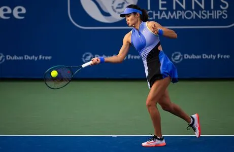 Emma Raducanu OnlyFans Leaked Free Thumbnail Picture - #4qY3tdrOC8