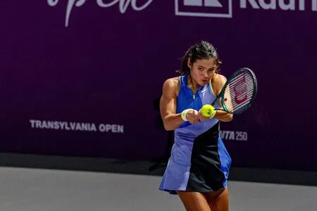 Emma Raducanu OnlyFans Leaked Free Thumbnail Picture - #6Cm35FtYk8