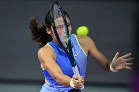 Emma Raducanu OnlyFans Leaked Free Thumbnail Picture - #6SwYfMYjx1