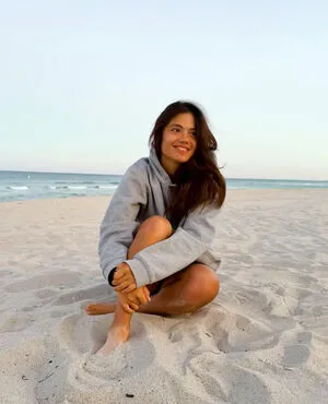 Emma Raducanu OnlyFans Leaked Free Thumbnail Picture - #8Ory5zbul9