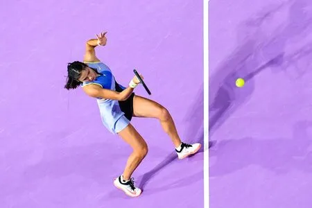 Emma Raducanu OnlyFans Leaked Free Thumbnail Picture - #9A09oJ7X8x