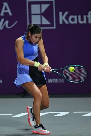 Emma Raducanu OnlyFans Leaked Free Thumbnail Picture - #G8akzKZ7Pm