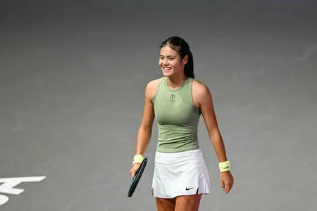 Emma Raducanu OnlyFans Leaked Free Thumbnail Picture - #Gjh111cHv2