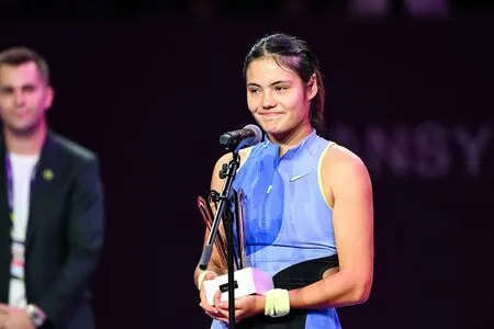 Emma Raducanu OnlyFans Leaked Free Thumbnail Picture - #ImoHZl7BXb