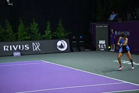 Emma Raducanu OnlyFans Leaked Free Thumbnail Picture - #JWBh6E1lwk