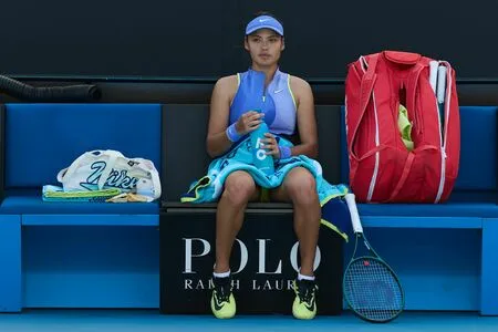 Emma Raducanu OnlyFans Leaked Free Thumbnail Picture - #KdTVJxYxX1