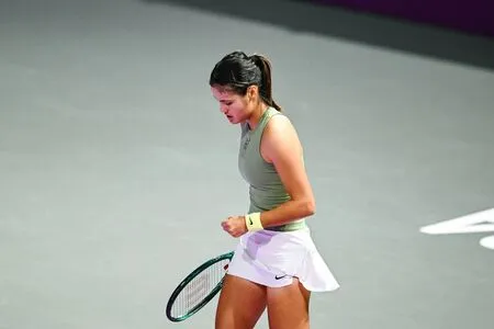 Emma Raducanu OnlyFans Leaked Free Thumbnail Picture - #P0amsCTtZx