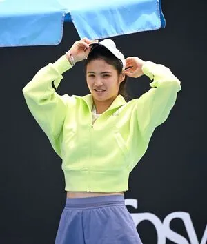 Emma Raducanu OnlyFans Leaked Free Thumbnail Picture - #UQw4zZ1AMc