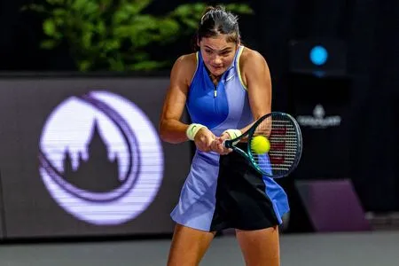 Emma Raducanu OnlyFans Leaked Free Thumbnail Picture - #X96pkT5CsT