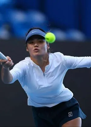 Emma Raducanu OnlyFans Leaked Free Thumbnail Picture - #XfTwqt12qo