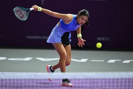 Emma Raducanu OnlyFans Leaked Free Thumbnail Picture - #XjoY2rUwJq