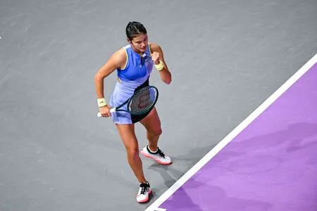 Emma Raducanu OnlyFans Leaked Free Thumbnail Picture - #g46tmZOyCM