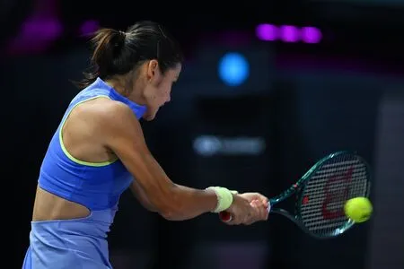 Emma Raducanu OnlyFans Leaked Free Thumbnail Picture - #kGBs5SR4su