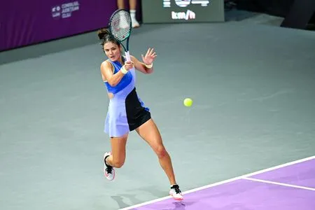 Emma Raducanu OnlyFans Leaked Free Thumbnail Picture - #laE3PMrFcc