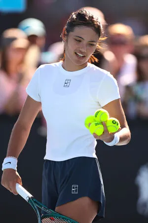 Emma Raducanu OnlyFans Leaked Free Thumbnail Picture - #mvuyW4spYu