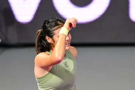 Emma Raducanu OnlyFans Leaked Free Thumbnail Picture - #nzmfTpgOT2