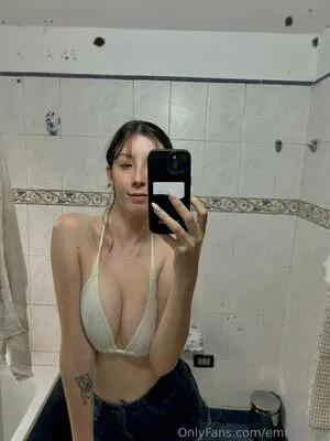 Emma Ray OnlyFans Leaked Free Thumbnail Picture - #Am4KymT7Oc