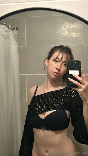 Emma Ray OnlyFans Leaked Free Thumbnail Picture - #MpEyssKj2J