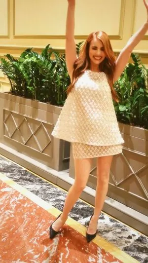 Emma Roberts OnlyFans Leaked Free Thumbnail Picture - #6BZi5BaBad