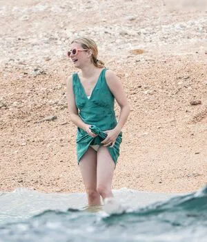 Emma Roberts OnlyFans Leaked Free Thumbnail Picture - #GNaxoDEvAq