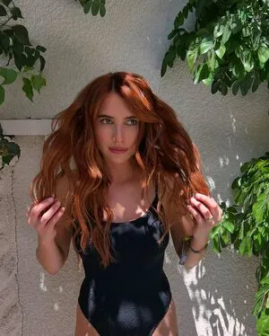 Emma Roberts OnlyFans Leaked Free Thumbnail Picture - #PYwSGDa7Ej