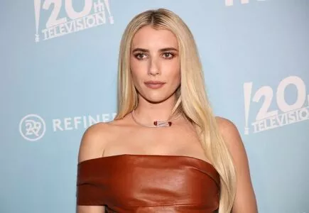 Emma Roberts OnlyFans Leaked Free Thumbnail Picture - #Sb90timIdm