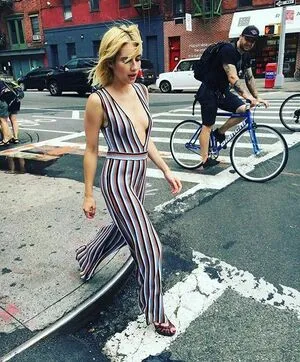 Emma Roberts OnlyFans Leaked Free Thumbnail Picture - #gCgI5lQKLp