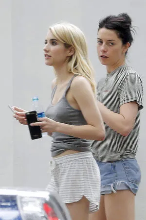 Emma Roberts OnlyFans Leaked Free Thumbnail Picture - #jrvSUKSiT1