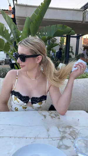 Emma Roberts OnlyFans Leaked Free Thumbnail Picture - #lwaGD8zC6Y