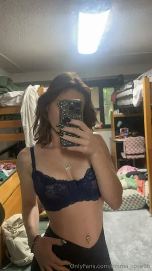 Emma Rose06 OnlyFans Leaked Free Thumbnail Picture - #sGrAkS8GWI