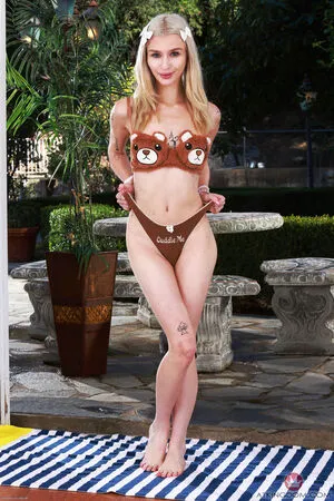 Emma Rosie OnlyFans Leaked Free Thumbnail Picture - #Lpp8tPg17C