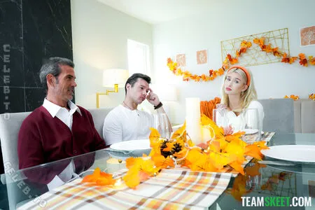 Emma Rosie OnlyFans Leaked Free Thumbnail Picture - #Q9VN6dHQVI