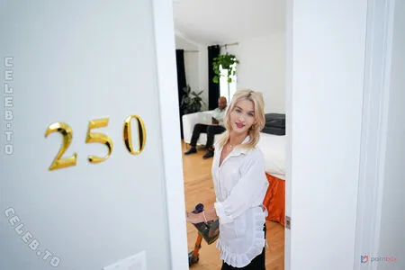 Emma Rosie OnlyFans Leaked Free Thumbnail Picture - #UtSU6G4IH7