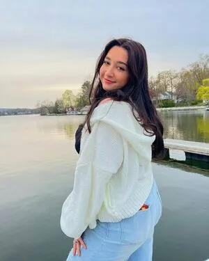 Emma S OnlyFans Leaked Free Thumbnail Picture - #BFVL3nxnDU