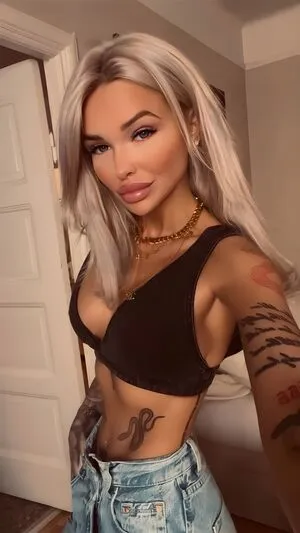 Emma Sandell OnlyFans Leaked Free Thumbnail Picture - #375UtVNFmR