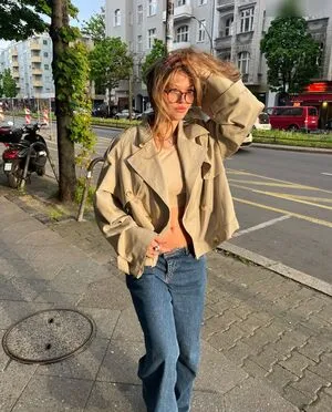 Emma Schnborn OnlyFans Leaked Free Thumbnail Picture - #iMDzhrFYRU