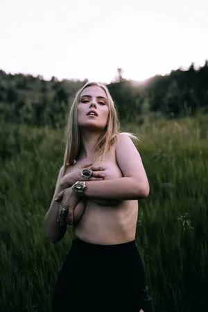 Emma Skau OnlyFans Leaked Free Thumbnail Picture - #39GD9YXPXd