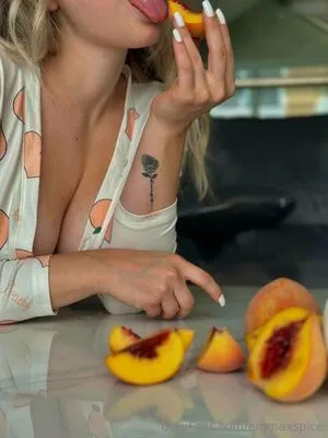 Emma Spice OnlyFans Leaked Free Thumbnail Picture - #4jVpDm5hjy