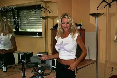 Emma Starr OnlyFans Leaked Free Thumbnail Picture - #UUMVfiyxO3
