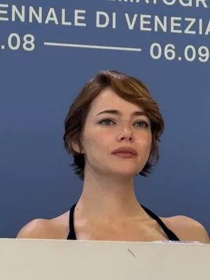 Emma Stone OnlyFans Leaked Free Thumbnail Picture - #szLc2IBHch