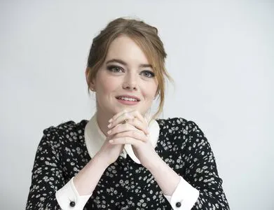 Emma Stone OnlyFans Leaked Free Thumbnail Picture - #2KCR99823X