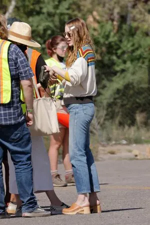 Emma Stone OnlyFans Leaked Free Thumbnail Picture - #5DUgfS7eWh