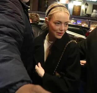 Emma Stone OnlyFans Leaked Free Thumbnail Picture - #5oHdPcvSJJ