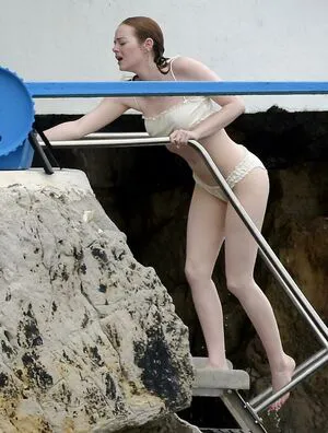 Emma Stone OnlyFans Leaked Free Thumbnail Picture - #94pKMKegk9