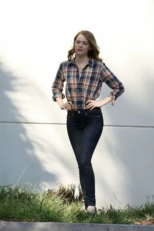 Emma Stone OnlyFans Leaked Free Thumbnail Picture - #C2GxpfKcd0
