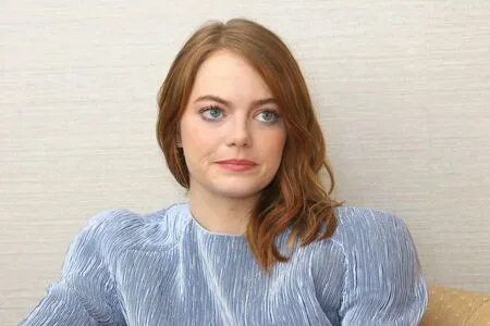 Emma Stone OnlyFans Leaked Free Thumbnail Picture - #aYBpeasXbW